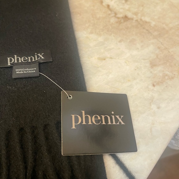 Phenix Luxurious Black Cashmere scarve unisex NWT - Picture 5 of 6